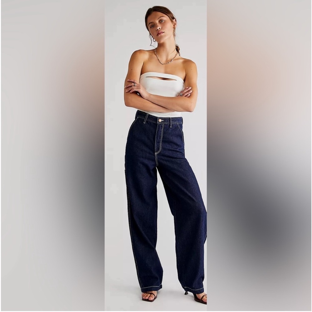 Free People Wrangler Casey Jones Carpenter
Barrel Jeans. NWT. Size 33